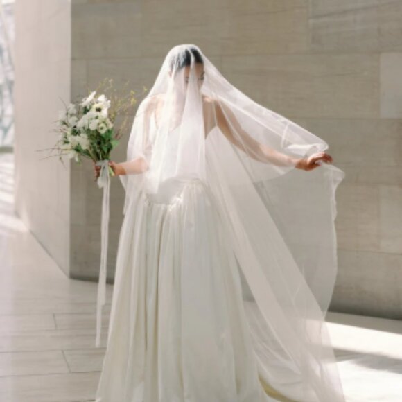 Drop Veil Soft Ivory Cathedral Wedding Veil With Blusher - Picture 1 of 7